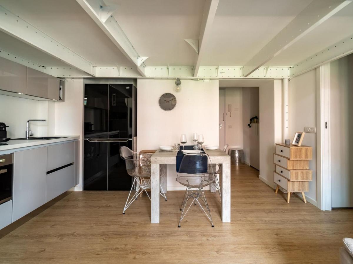 The Best Rent - Lovely Loft With Balcony Near Piazza Vetra Milano Exteriör bild